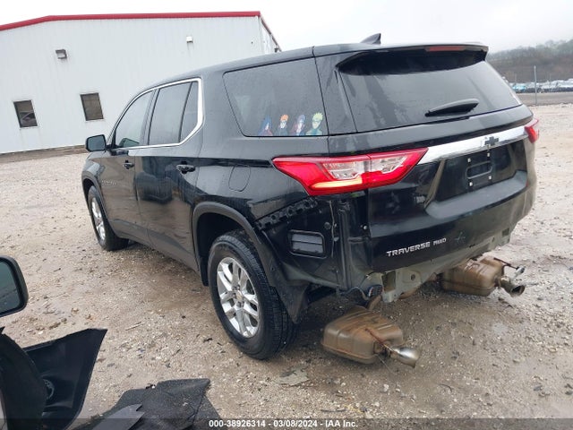 Chevrolet Traverse Ls 2018 1GNEVFKW1JJ175551 Image 3