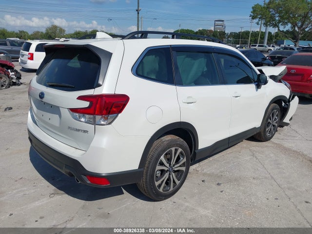 Subaru Forester Limited 2023 JF2SKAPC2PH518777 Image 4