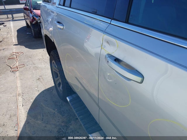 Chevrolet Tahoe Lt 2015 1GNSKBKC2FR609110 Image 18