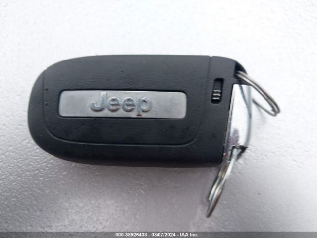 3C4NJDCB0JT326280 Jeep Compass Limited 4x4