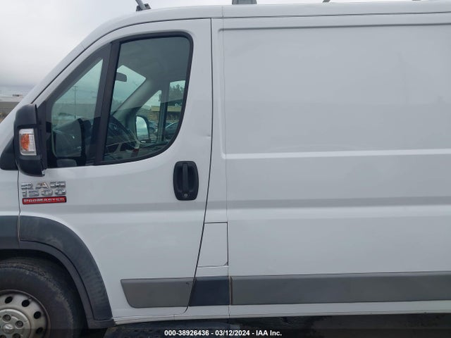 RAM Promaster 1500 Low Roof 2016 3C6TRVAG0GE105450 Image 15