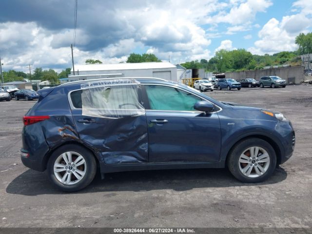 KNDPMCAC1H7272881 KIA Sportage Lx