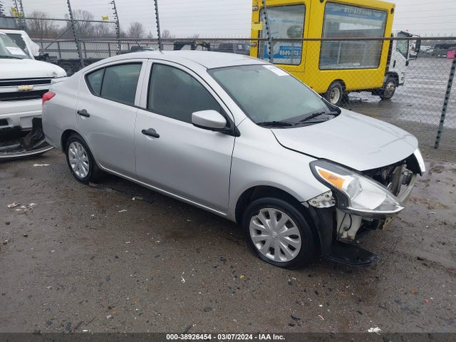 Nissan Versa 1.6 S+ 2018 3N1CN7AP5JL814624 main image