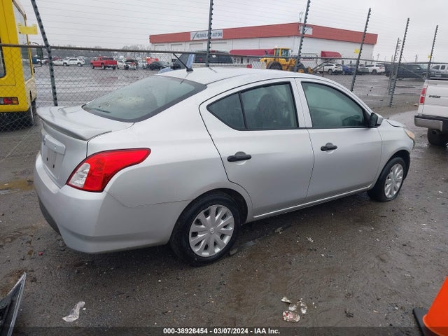 Nissan Versa 1.6 S+ 2018 3N1CN7AP5JL814624 Image 4