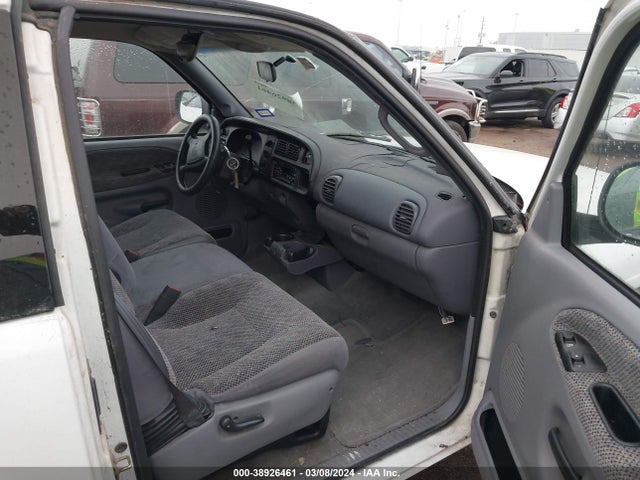 2001 DODGE RAM 1500 ST VIN: 3B7HC13Z21G735828