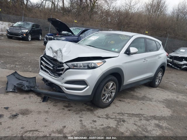 Hyundai TUCSON SE 2018 KM8J2CA41JU830672 Image 2