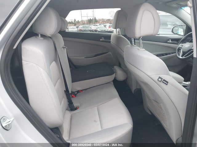 Hyundai TUCSON SE 2018 KM8J2CA41JU830672 Image 8