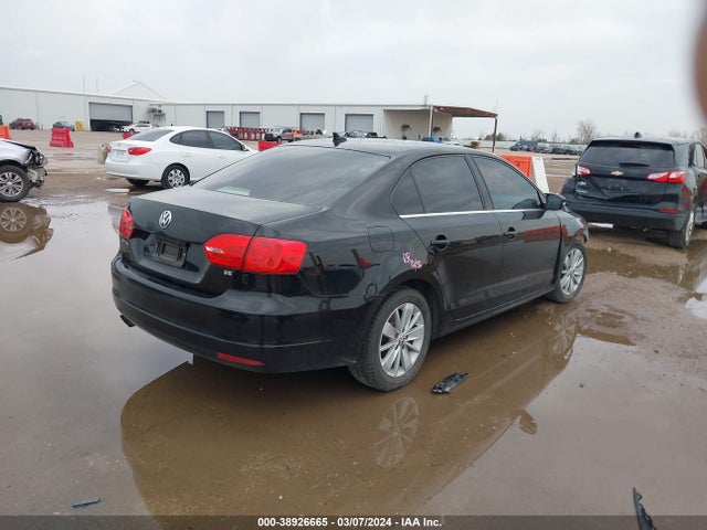 3VWD07AJ1EM324884 Volkswagen Jetta 1.8t Se
