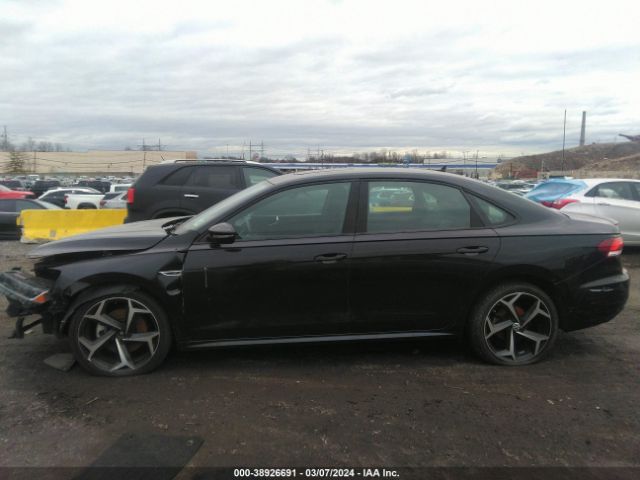 1VWMA7A32MC015147 Volkswagen Passat 2.0t R-line