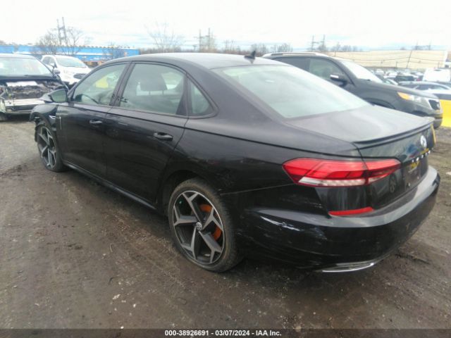 1VWMA7A32MC015147 Volkswagen Passat 2.0t R-line