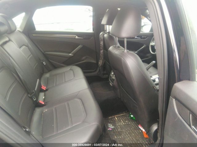1VWMA7A32MC015147 Volkswagen Passat 2.0t R-line