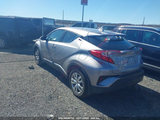 Toyota C-HR LE 2019 NMTKHMBX8KR099605 Image 3