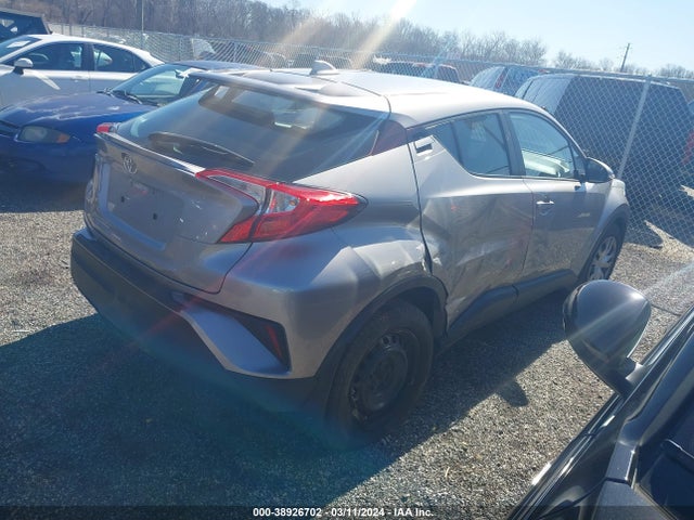 Toyota C-HR LE 2019 NMTKHMBX8KR099605 Image 4