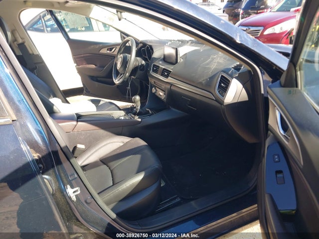 3MZBN1V70HM116911 Mazda Mazda3 Touring