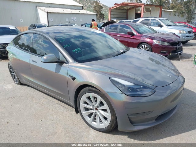 2022 5YJ3E1EB0NF163089 main image