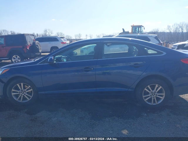Hyundai SONATA SE 2016 5NPE24AF7GH345985 Image 14
