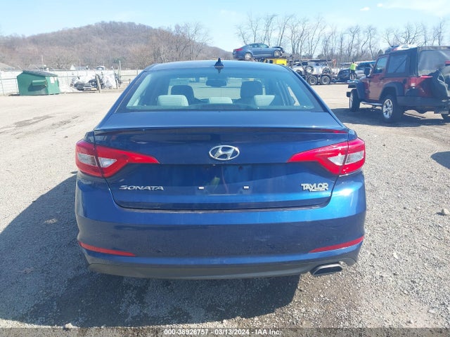 Hyundai SONATA SE 2016 5NPE24AF7GH345985 Image 16