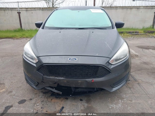 Ford FOCUS S 2016 1FADP3E23GL347653 Image 12