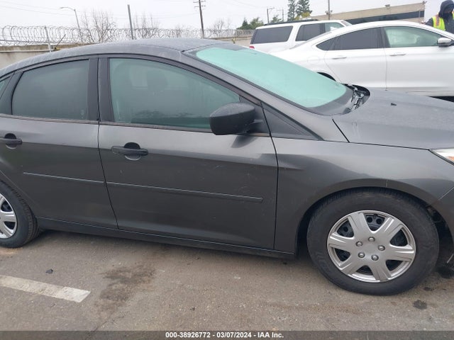 Ford FOCUS S 2016 1FADP3E23GL347653 Image 13