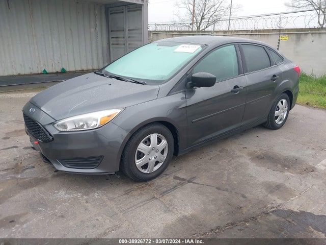 Ford FOCUS S 2016 1FADP3E23GL347653 Image 2