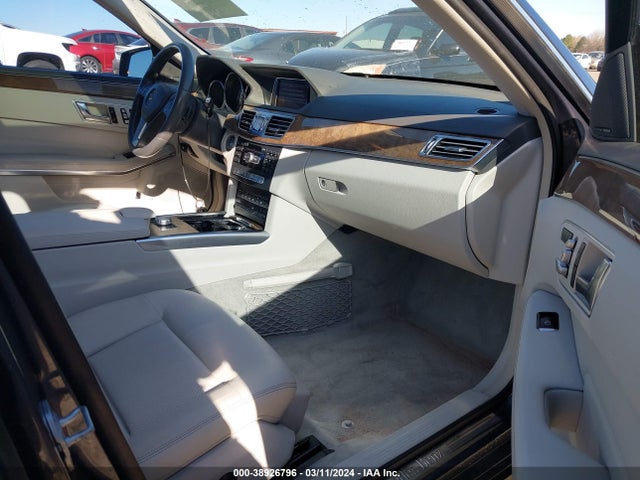 Mercedes-Benz E 350 2014 WDDHF5KB8EB033777 Image 5