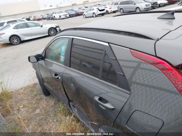 KNDCR3LEXR5155490 KIA NIRO EX