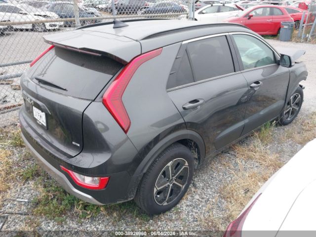 KNDCR3LEXR5155490 KIA NIRO EX