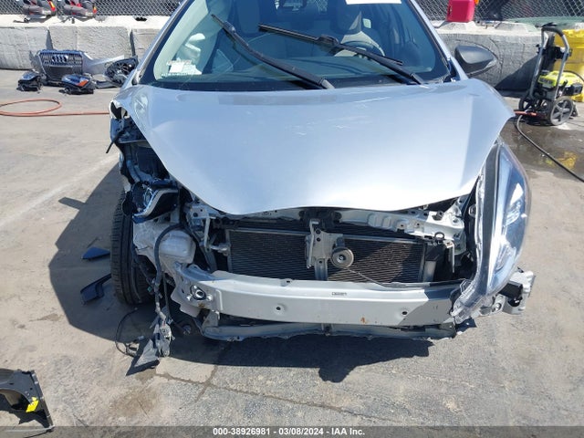 Toyota Prius C One 2018 JTDKDTB39J1603921 Image 6