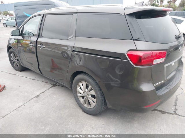 KIA SEDONA LX 2016 KNDMB5C12G6151443 Image 3