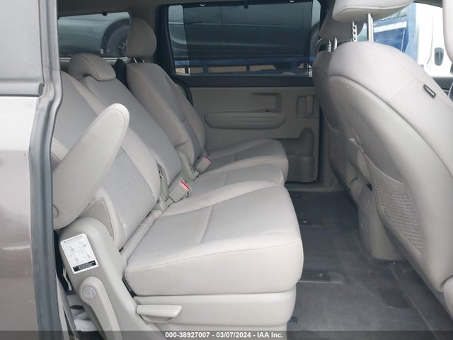 KIA SEDONA LX 2016 KNDMB5C12G6151443 Image 8