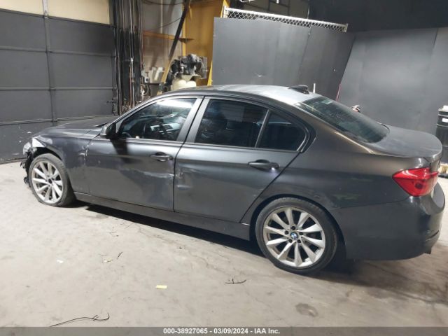 WBA8A3C57JA486937 BMW 320i Xdrive