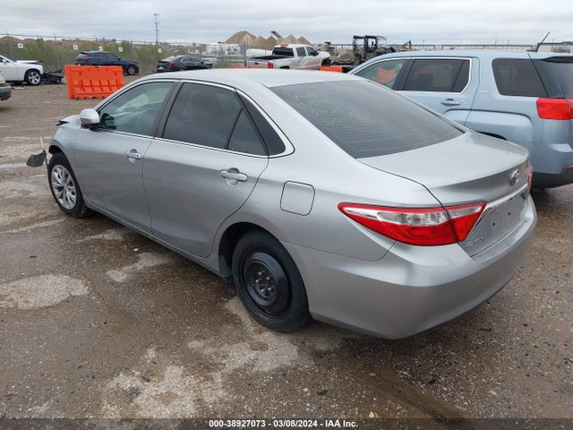 Toyota CAMRY LE 2015 4T4BF1FK0FR466617 Image 3