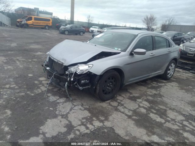 1C3CCBAB6EN231287 Chrysler 200 LX