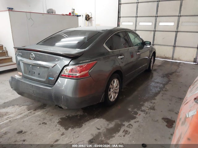 Nissan Altima 2.5 S 2014 1N4AL3AP6EC134242 Image 4