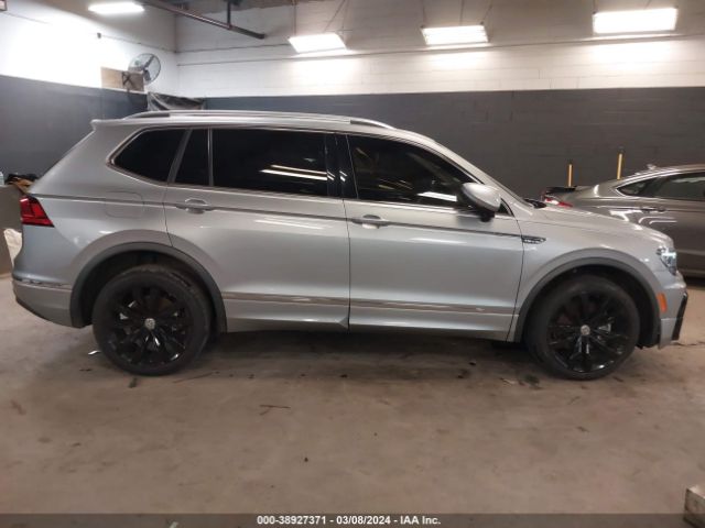 3VV4B7AX9LM028429 Volkswagen Tiguan 2.0t Sel Premium R-line