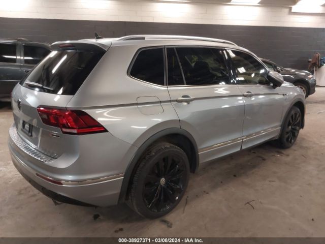 3VV4B7AX9LM028429 Volkswagen Tiguan 2.0t Sel Premium R-line