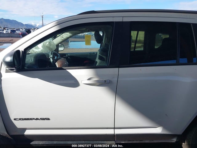 Jeep Compass Sport 2016 1C4NJCBA2GD688936 Image 14