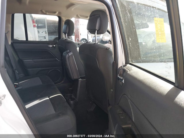 Jeep Compass Sport 2016 1C4NJCBA2GD688936 Image 8