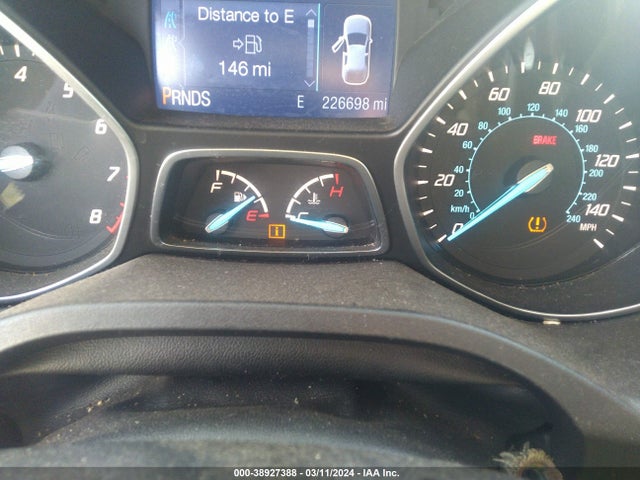 Ford ESCAPE SE 2015 1FMCU0G9XFUB32816 Image 7
