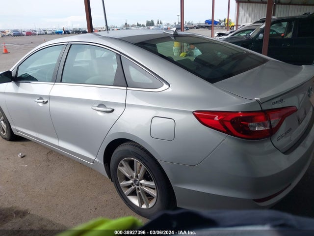 Hyundai SONATA SE 2015 5NPE24AF5FH171042 Image 3