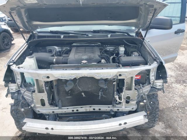 5TFDW5F15KX782609 Toyota Tundra Sr5 5.7l V8