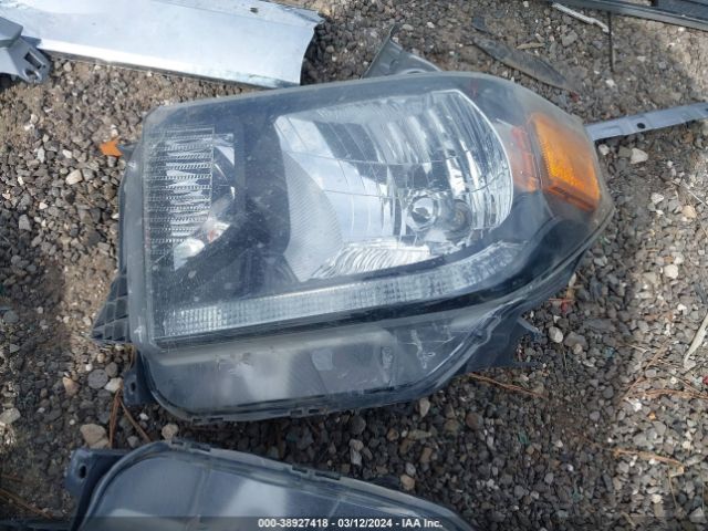 5TFDW5F15KX782609 Toyota Tundra Sr5 5.7l V8