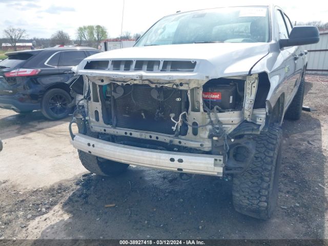 5TFDW5F15KX782609 Toyota Tundra Sr5 5.7l V8