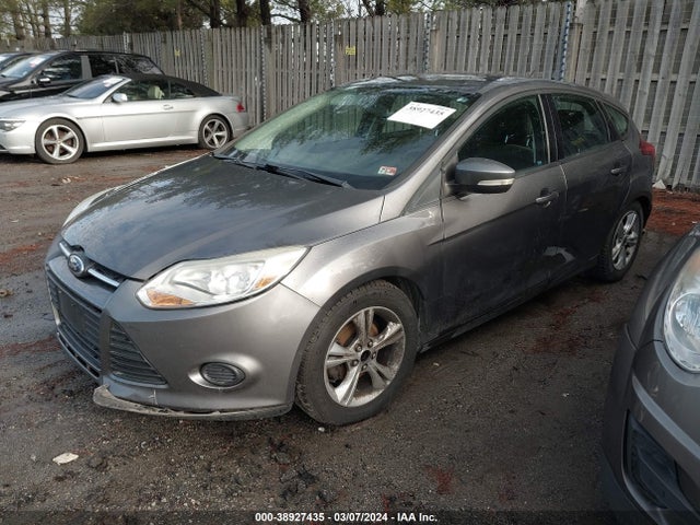 Ford FOCUS SE 2014 1FADP3K27EL310039 Image 2