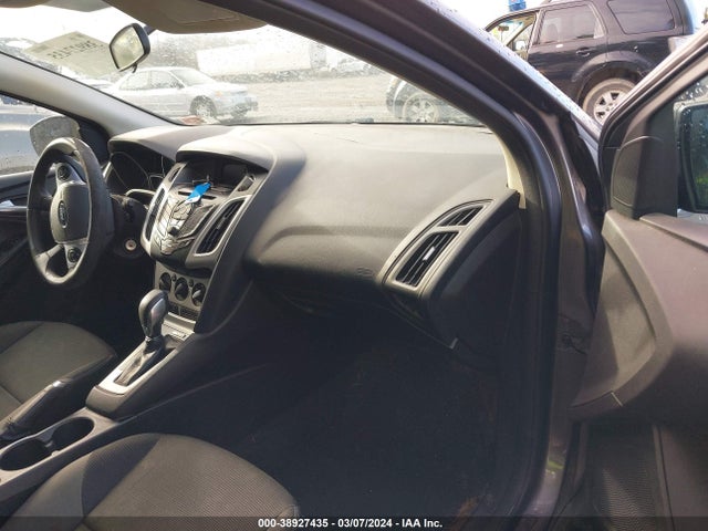 Ford FOCUS SE 2014 1FADP3K27EL310039 Image 5