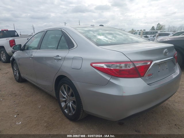 Toyota CAMRY XLE 2017 4T1BF1FKXHU644286 Image 3
