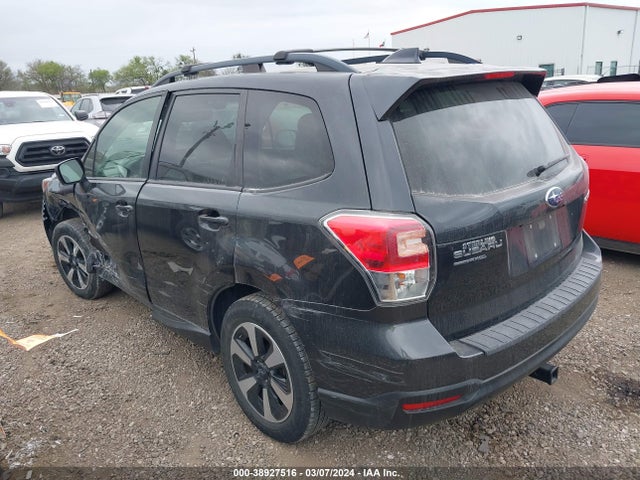 Subaru Forester 2.5i Premium 2018 JF2SJAGC6JH499483 Image 3