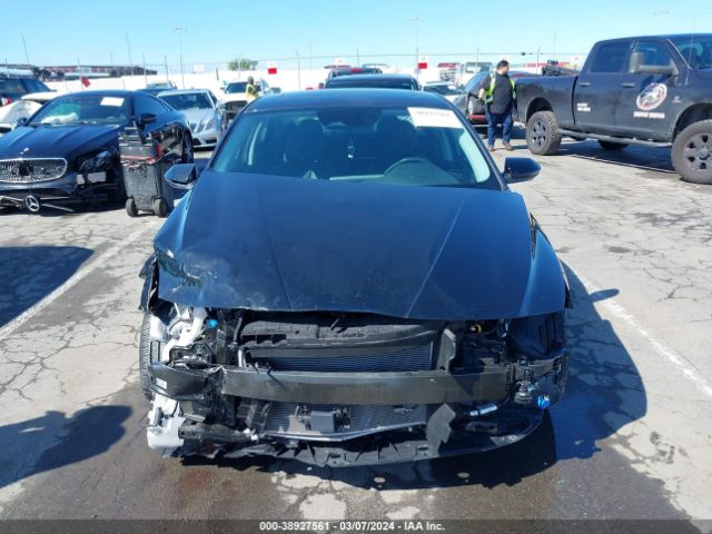 5NPLP4AG1PH114551 Hyundai Elantra Limited