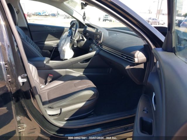 5NPLP4AG1PH114551 Hyundai Elantra Limited