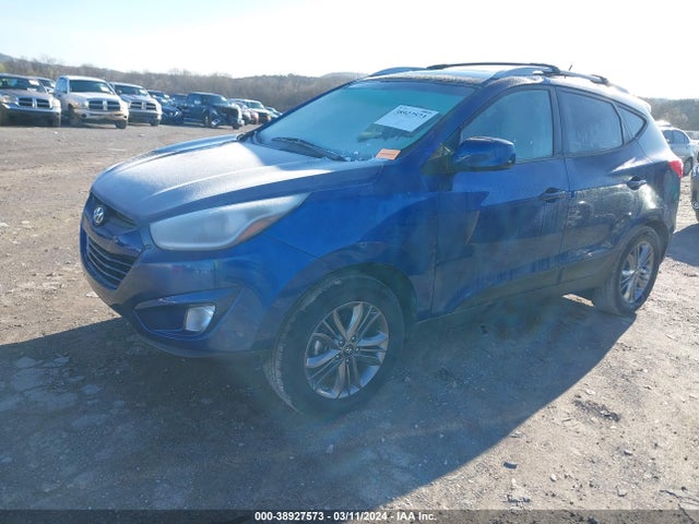 Hyundai TUCSON SE 2015 KM8JU3AG7FU032866 Image 2